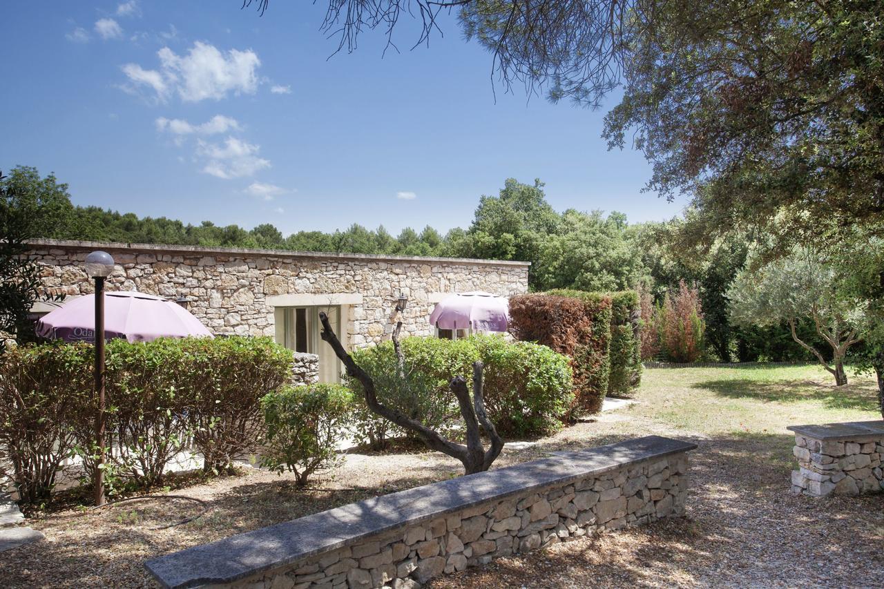 Residence Odalys La Bastide Des Chenes Gordes Exteriör bild